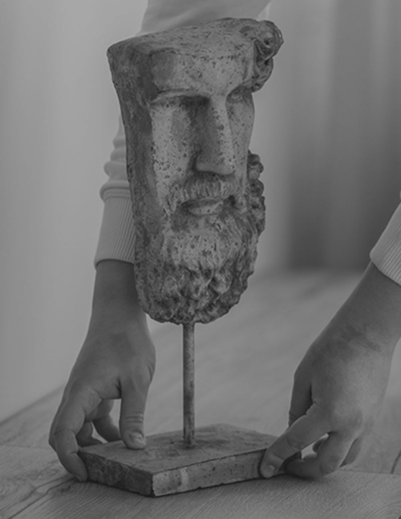 Before becoming an artist myself, i used to visit galleries & i enjoy  work